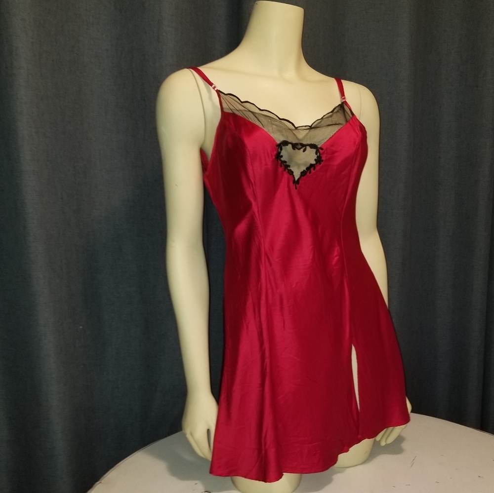 Vintage Victoria’s Secret SILK Gold Label Red Black Lace Slip Dress Chemise 90s